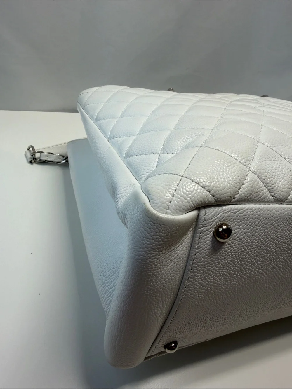CHANEL classic quilted